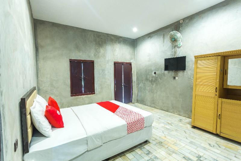 Hotel Bumi Aditya Сенггігі Екстер'єр фото