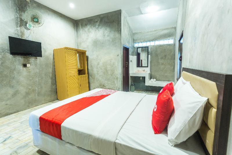 Hotel Bumi Aditya Сенггігі Екстер'єр фото