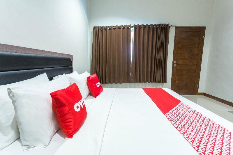 Hotel Bumi Aditya Сенггігі Екстер'єр фото