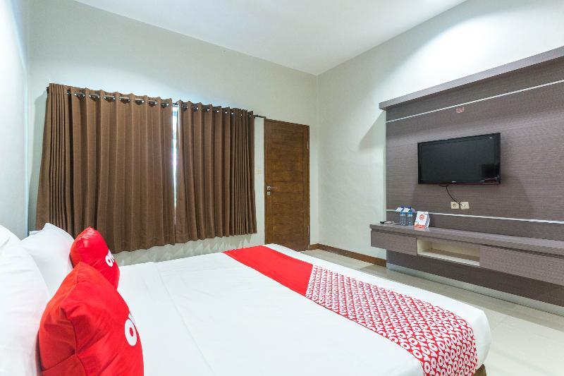 Hotel Bumi Aditya Сенггігі Екстер'єр фото